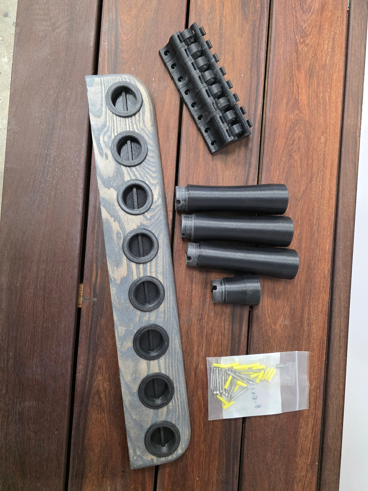 BGB Rod wall mount